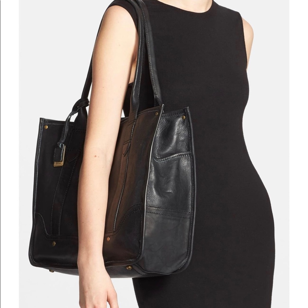Frye Campus Shopper